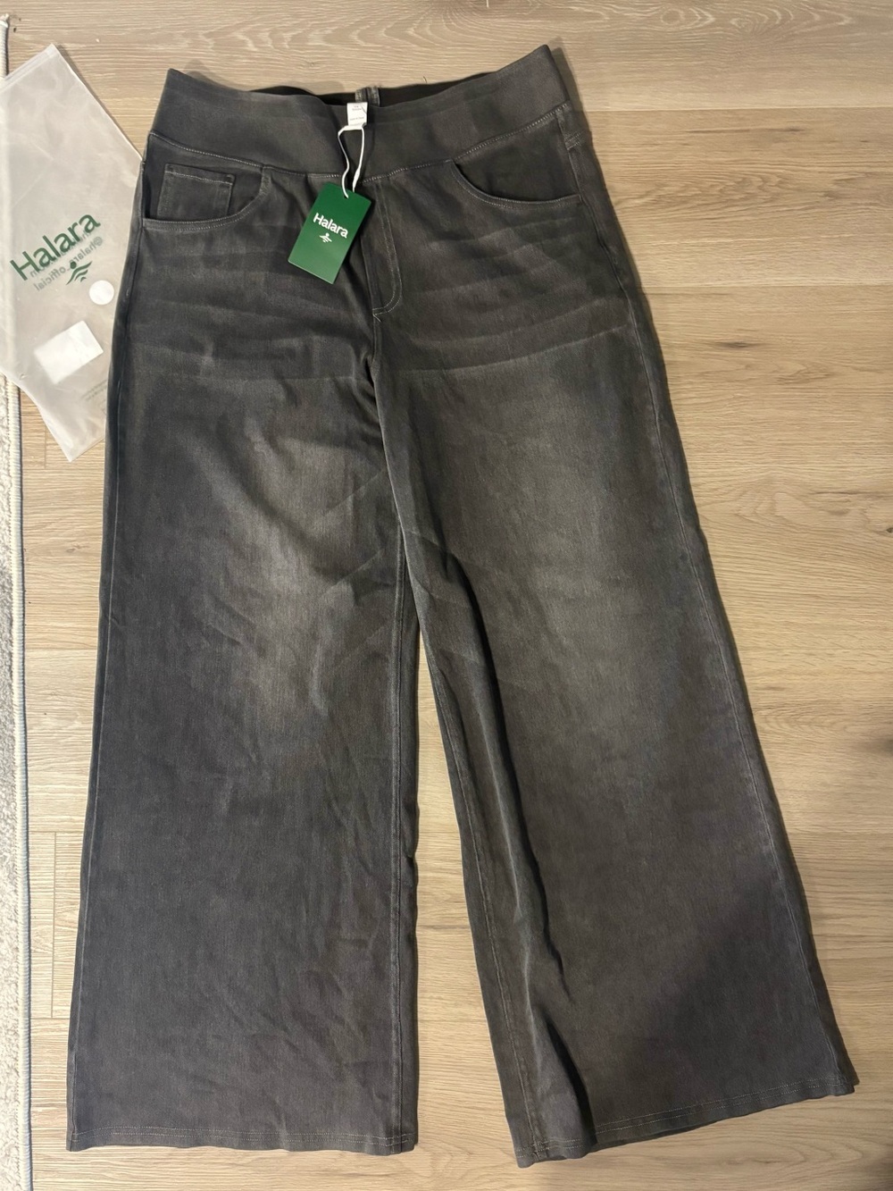 Halara Denim Jeans Wide Leg Dark Wash Tummy Control High Waist MSRP $59